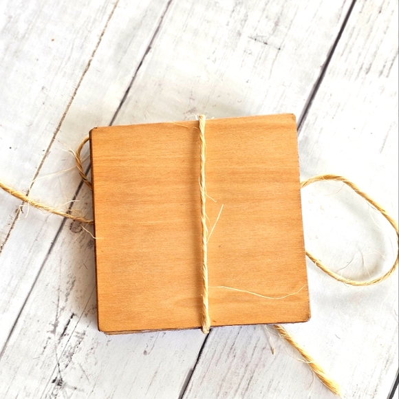 Handmade 4x4  Aztec Wood Chevron Print Felt Coasters Set of 4 Black & White - Picture 3 of 3